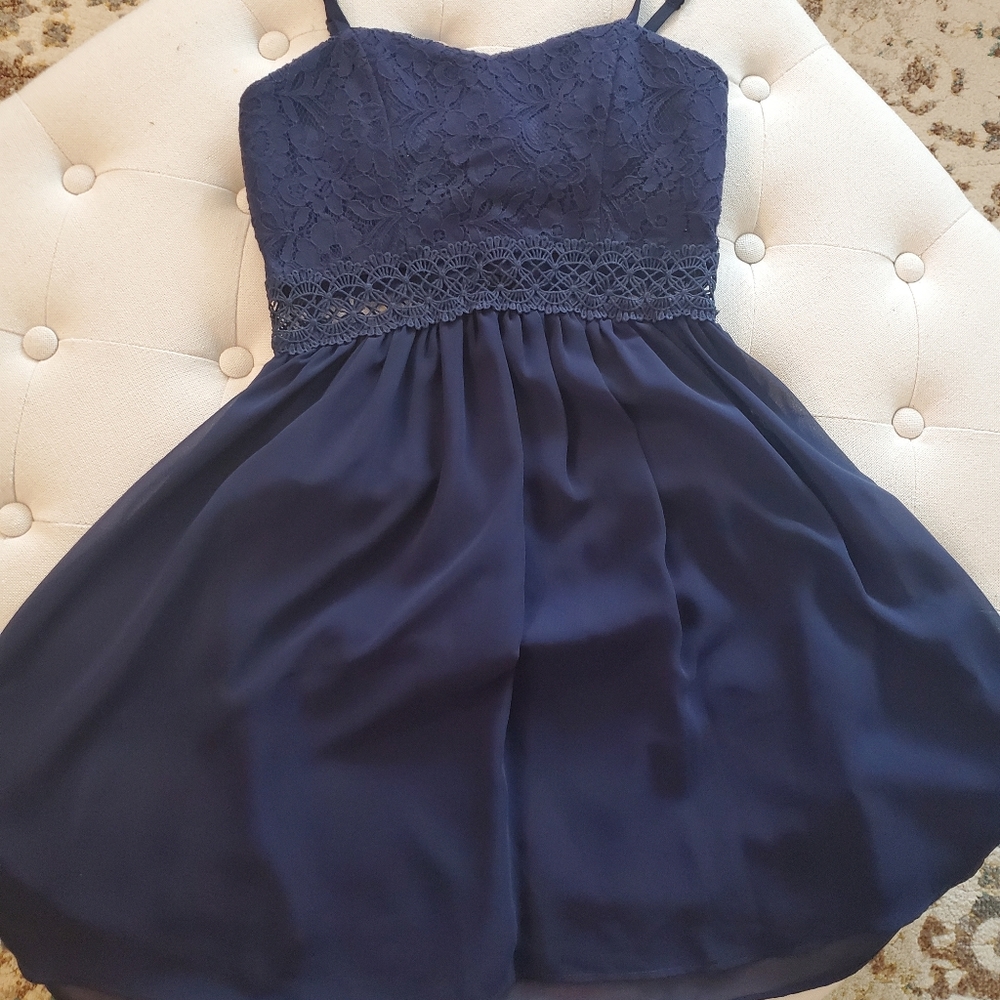 Spring dresses - Picture 3 of 14